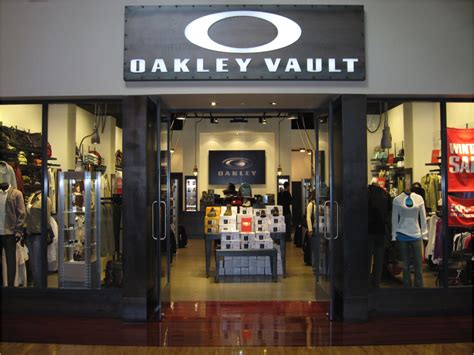 oakley vault online store.